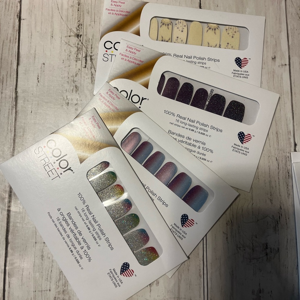 Color street nail polish strips 4sets